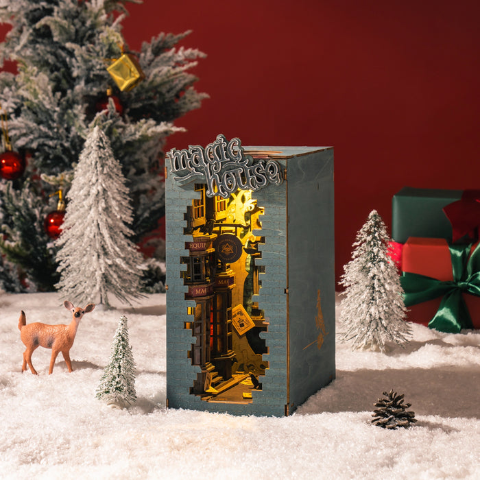 Book Nook Holzbausatz – Zaubergasse