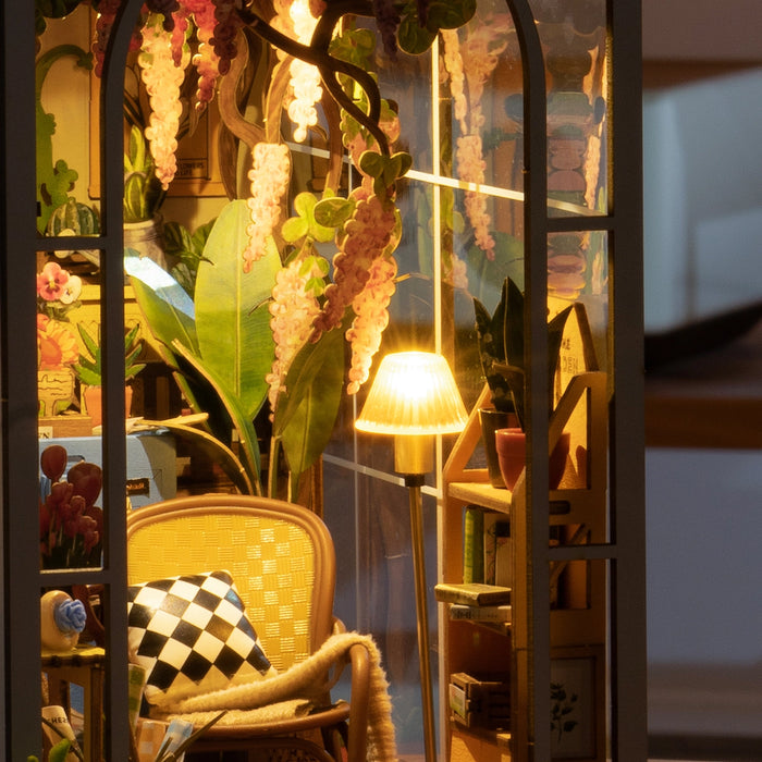 Book Nook Holzbausatz – Gartenhaus