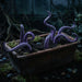 Decorazione vaso di fiori tentacoli viola in azione