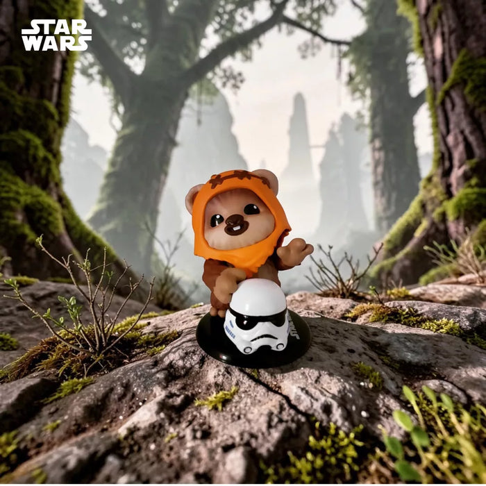 Star Wars Cosbi Bobble-Head Figure Wicket